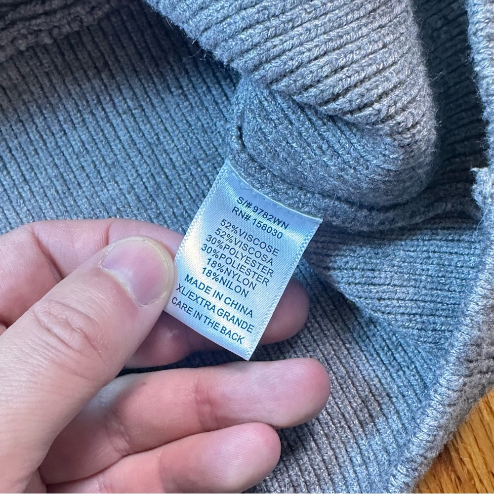 Love Tree Gray Women's Wrap Sweater Size XL  Nylon Blend Casual Cozy Chic - Picture 6 of 6
